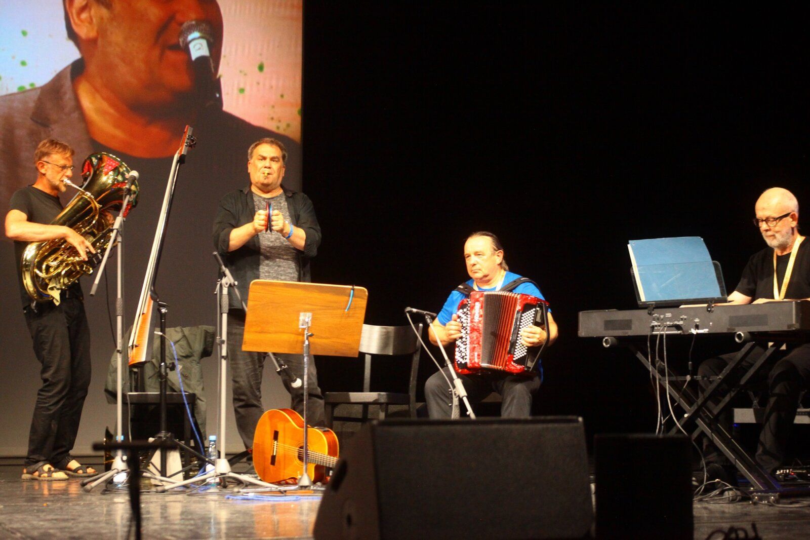 Die Melodealer mit Thomas Voigt (r.)